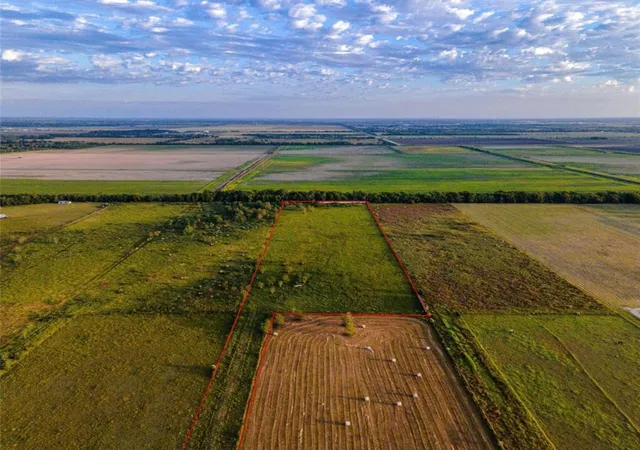 Photo 1 of Land for sale at 521 County Road 52, Rosharon, TX 77583 | MLS# 74480042 | Listing updated on 2026-06-13