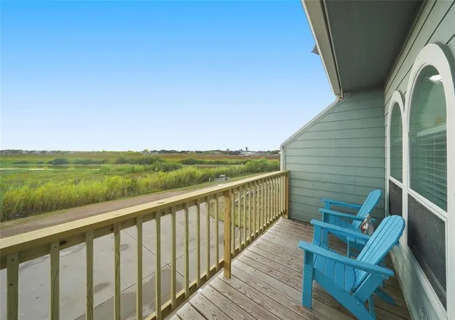 Photo 4 of Single family home for sale at 143 Boat Slip Rd, Matagorda, TX 77457 | MLS# 74783480 | Listing updated on 2026-08-29