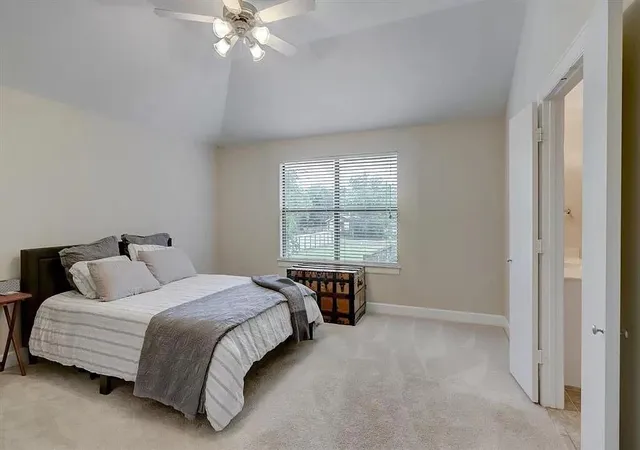 5th image of 827 E 36Th St, Houston, TX 77022 | MLS# 75101444
