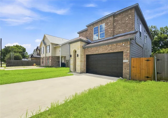 4th image of 4336 Maggie St, Houston, TX 77051 | MLS# 97824412