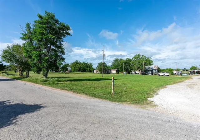 Photo 2 of Land for sale at 6936 Love Rd, Fulshear, TX 77441 | MLS# 47606058 | Listing updated on 2026-09-17