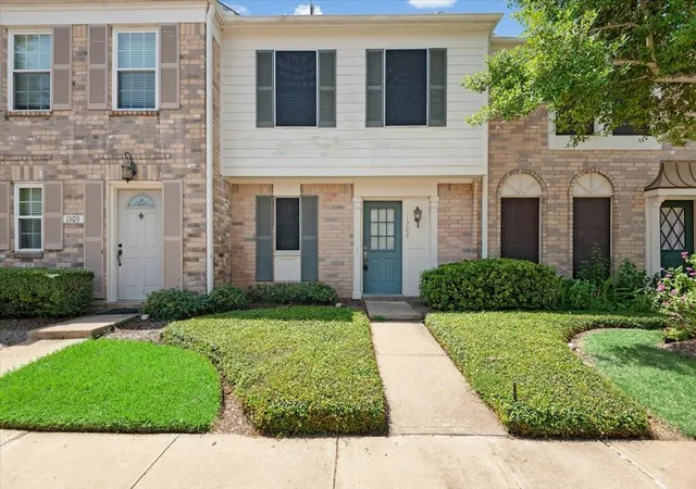 Photo 1 of Townhouse for sale at 2810 Grants Lake Blvd #1302, Sugar Land, TX 77479 | MLS# 83791900 | Listing updated on 2026-09-02