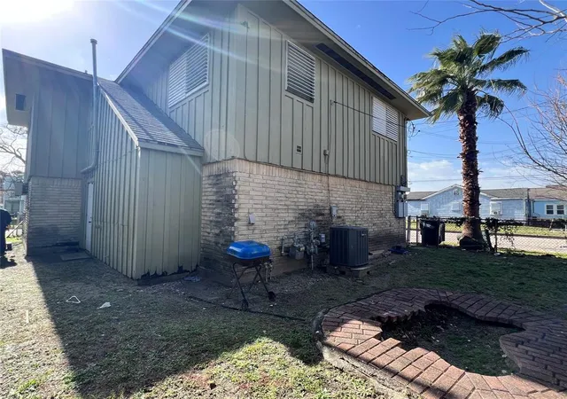 Photo 3 of Multi family home for sale at 2226 51st St, Galveston, TX 77551 | MLS# 56884639 | Listing updated on 2026-08-03