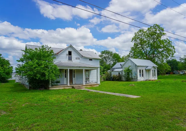 Homes for sale in Weimar, TX | 509 S Saint Andrews St, Weimar, TX 78962 | MLS# 13541697