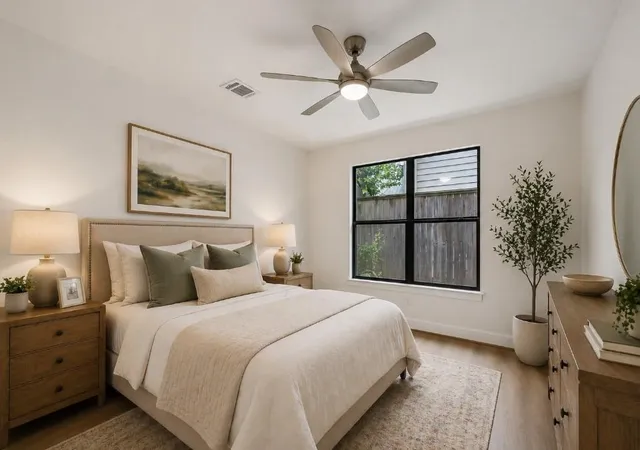 Photo 4 of Single family home for sale at 650 Westcross St #70, Houston, TX 77018 | MLS# 84144075 | Listing updated on 2026-08-01