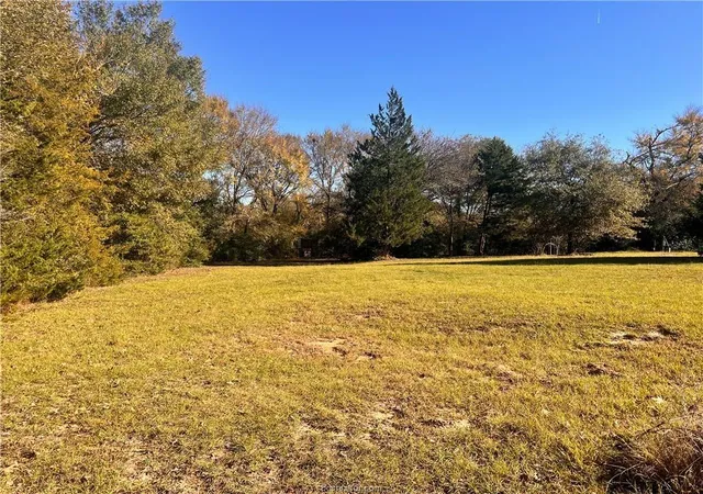 Photo 4 of Sale Pending at 6966 State Hwy 7 W, Jewett, TX 75846 | MLS# 43783589 | Listing updated on 2026-09-21