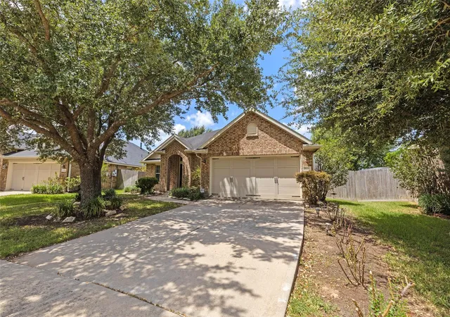 2nd image of 8022 Durham Run Ln, Richmond, TX 77407 | MLS# 6253340