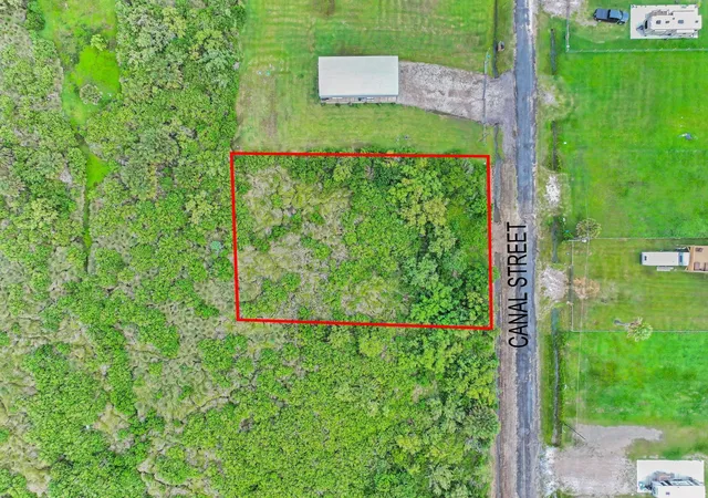 Homes for sale in Gilchrist, TX | 1054 Canal, Gilchrist, TX 77617 | MLS# 25693340