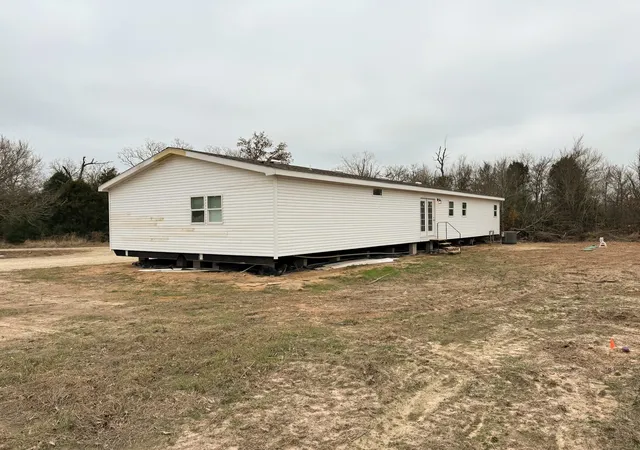 Photo 2 of Single family home for sale at 2408 W Hwy 79, Buffalo, TX 75831 | MLS# 15069640 | Listing updated on 2026-08-27