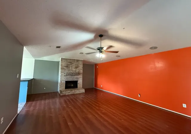 3rd image of 19011 Droitwich Dr, Humble, TX 77346 | MLS# 42825019