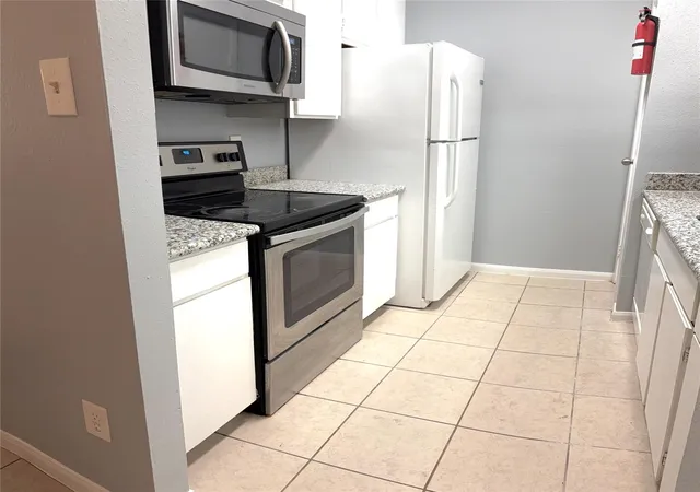 3rd image of 10049 Westpark Dr #107, Houston, TX 77042 | MLS# 71766743