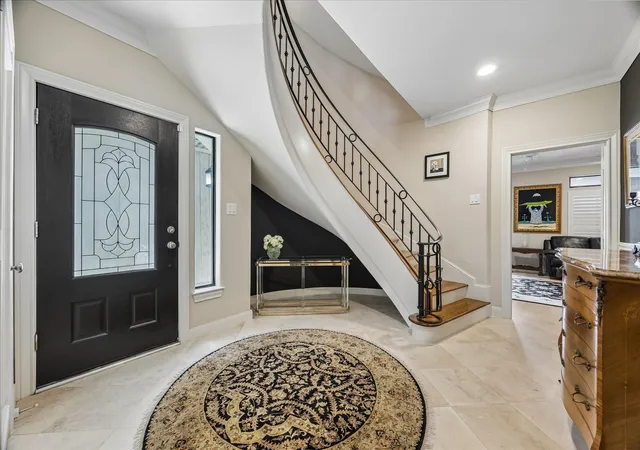 Photo 3 of Townhouse for sale at 715 Birdsall St, Houston, TX 77007 | MLS# 21532731 | Listing updated on 2026-06-04
