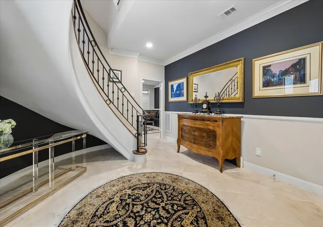 Photo 3 of Townhouse for sale at 715 Birdsall St, Houston, TX 77007 | MLS# 21532731 | Listing updated on 2026-06-04