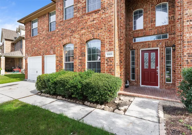 3rd image of 6806 Stableton Ln, Houston, TX 77049 | MLS# 78338075