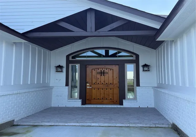 Photo 3 of Single family home for sale at 749 Buffalo Trl, Angleton, TX 77515 | MLS# 31964605 | Listing updated on 2026-03-14