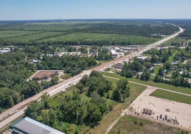 Photo 3 of Sale Pending at 24411 Fm 2100 Rd, Huffman, TX 77336 | MLS# 453260 | Listing updated on 2026-09-08