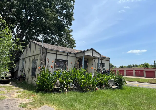 11th image of 326 Callier St, Palestine, TX 75803 | MLS# 18962939