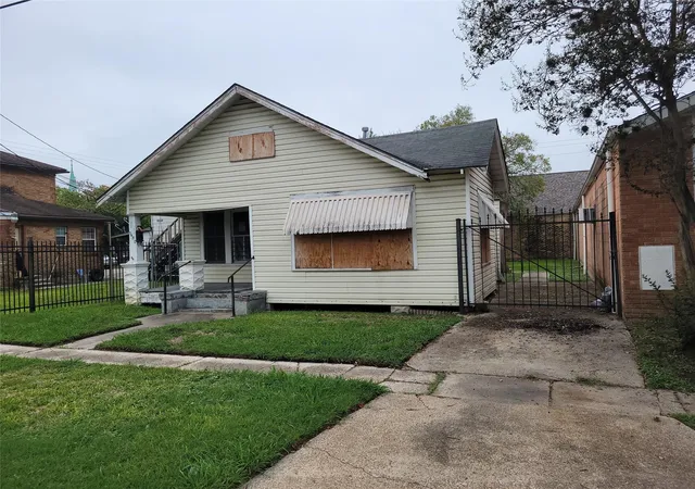 2nd image of 3410 Nagle St, Houston, TX 77004 | MLS# 88751695