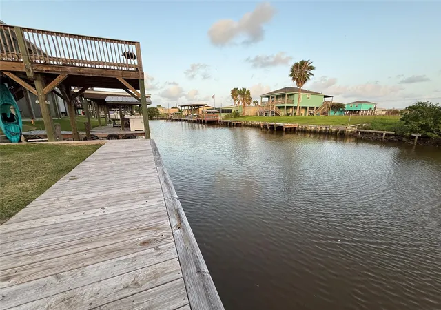 image of 1517 County Road 201, Bay City, TX 77414 | MLS# 90720540