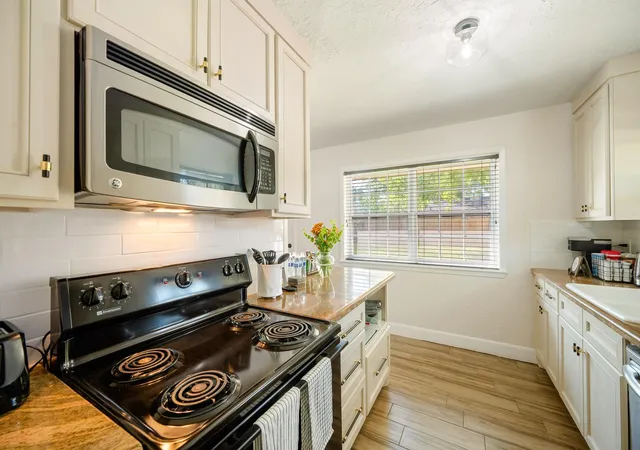 29th image of 9651 Richmond Ave, Houston, TX 77063 | MLS# 65788624