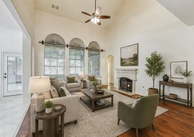 Photo 3 of Single family home for sale at 6418 Oakmont Crk Dr, Spring, TX 77379 | MLS# 6486740 | Listing updated on 2026-07-30