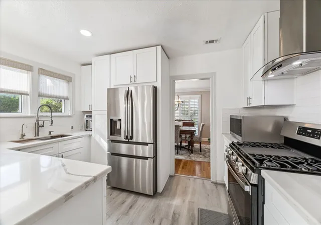 Photo 2 of Single family home for sale at 3226 Milburn St, Houston, TX 77021 | MLS# 49872142 | Listing updated on 2026-09-17