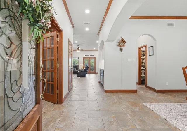 Photo 1 of Single family home for sale at 17811 S Blue Heron Cir, Montgomery, TX 77316 | MLS# 3248039 | Listing updated on 2026-10-06