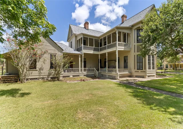 Photo 3 of Single family home for sale at 2420 Avenue H, Bay City, TX 77414 | MLS# 48631952 | Listing updated on 2026-10-05