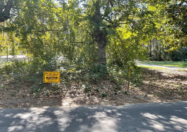 3rd image of 1111 Patton St, Magnolia, AR 71753 | MLS# 46155292