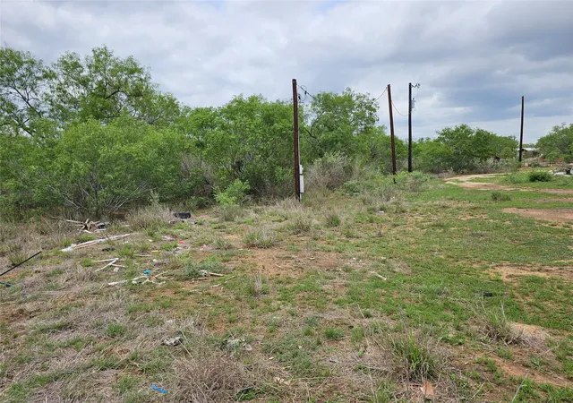 Photo 2 of Land for sale at 608 Country Breeze, Floresville, TX 78114 | MLS# 11830857 | Listing updated on 2026-09-07