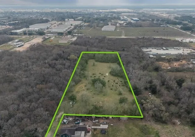 4th image of 0 Carson Rd, Houston, TX 77048 | MLS# 87390002