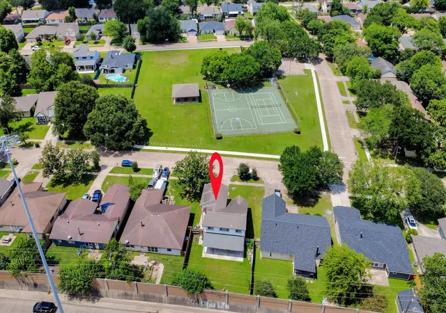 Homes for sale in Houston, TX | 13507 White Cliff Dr, Houston, TX 77065 | MLS# 64335326