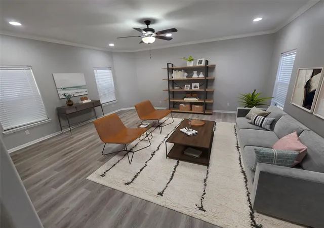 2nd image of 4323 Marina St #C, Houston, TX 77007 | MLS# 90400255
