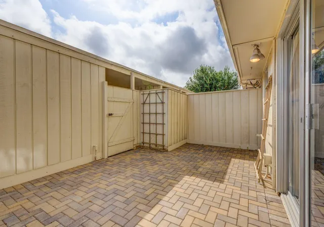 16th image of 6444 Burgoyne Rd #104, Houston, TX 77057 | MLS# 39217054