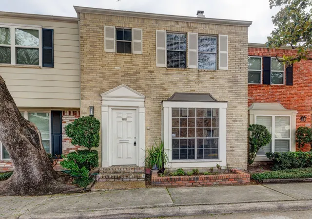 1st image of 6444 Burgoyne Rd #104, Houston, TX 77057 | MLS# 39217054