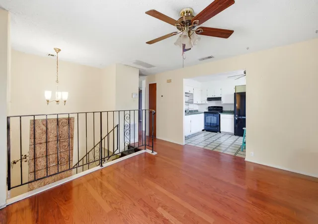 Photo 4 of Single family home for sale at 4121 Bascule Dr, Corpus Christi, TX 78416 | MLS# 38330943 | Listing updated on 2026-09-10