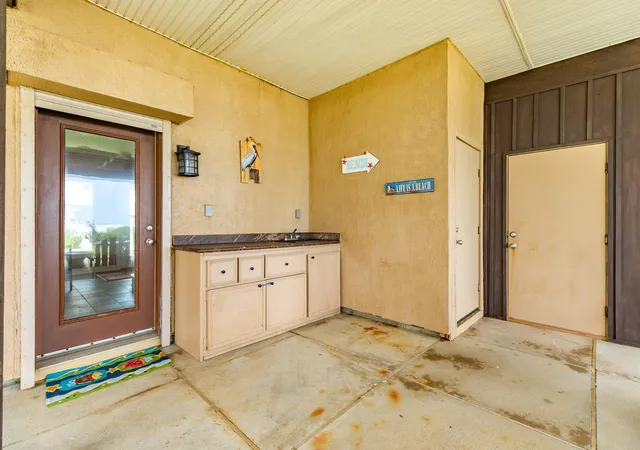 Photo 50 of Single family home for sale at 9 Blue Heron Dr, Galveston, TX 77554 | MLS# 74913038 | Listing updated on 2026-09-26