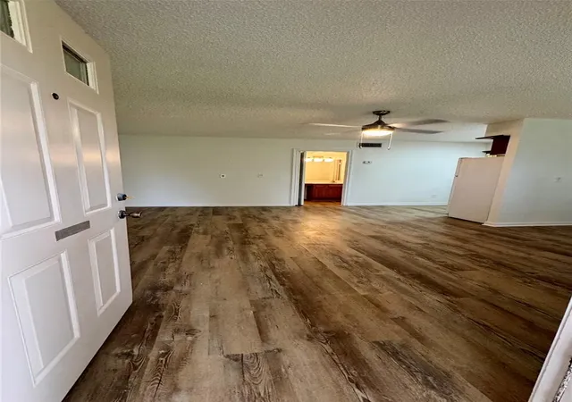 Photo 4 of Condo for sale at 1311 Antoine Dr #122, Houston, TX 77055 | MLS# 6733372 | Listing updated on 2026-07-24