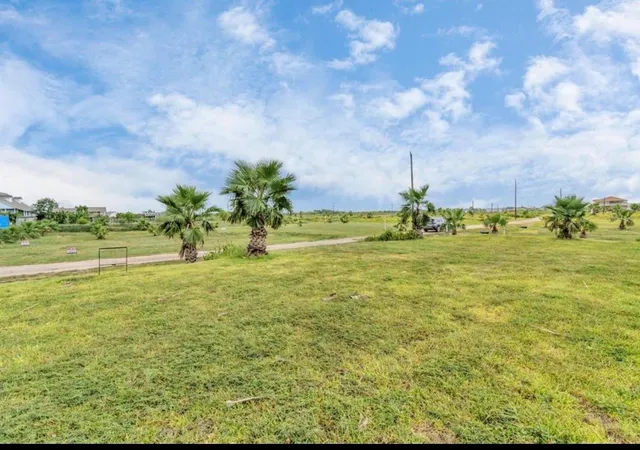 Photo 4 of Land for sale at 6 Cindy Palmer Ln, Dickinson, TX 77539 | MLS# 41535191 | Listing updated on 2026-09-10