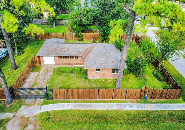 Photo 3 of Single family home for sale at 5914 Breland St, Houston, TX 77016 | MLS# 39195644 | Listing updated on 2026-09-12