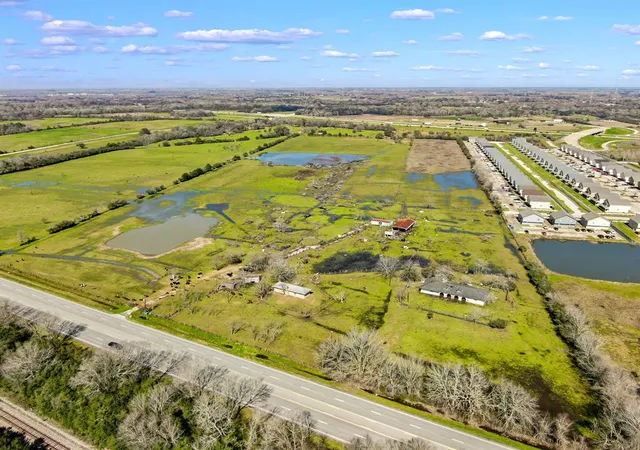 2nd image of 45814 Hwy 290 Bus, Hempstead, TX 77445 | MLS# 33571528