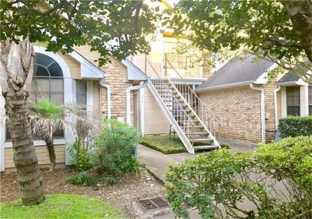 Photo 1 of Condo for sale at 2300 Old Spanish Trl #1043, Houston, TX 77054 | MLS# 34587947 | Listing updated on 2026-07-22