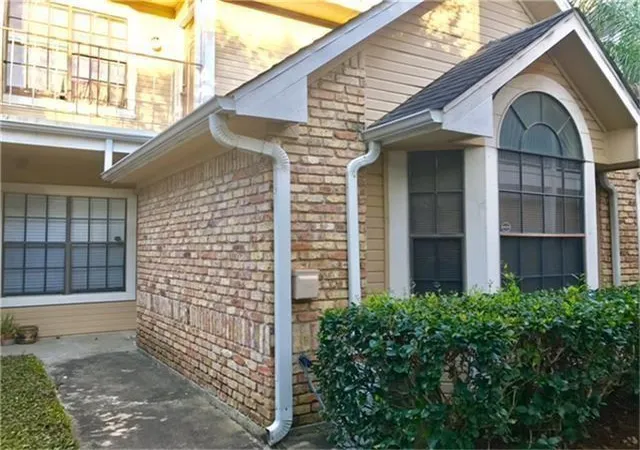 Photo 2 of Condo for sale at 2300 Old Spanish Trl #1043, Houston, TX 77054 | MLS# 34587947 | Listing updated on 2026-07-22