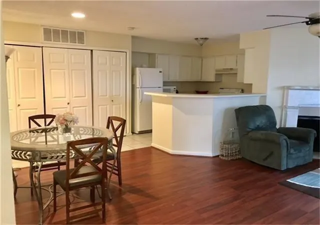 Photo 3 of Condo for sale at 2300 Old Spanish Trl #1043, Houston, TX 77054 | MLS# 34587947 | Listing updated on 2026-07-22