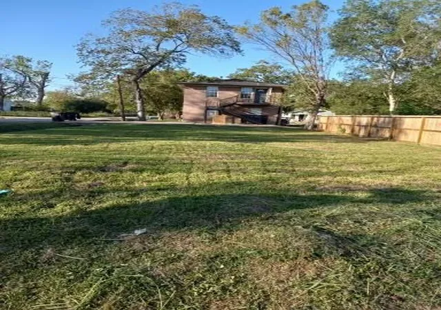 Photo 2 of Land for sale at 3101 Lelia St, Houston, TX 77026 | MLS# 48894587 | Listing updated on 2025-10-13