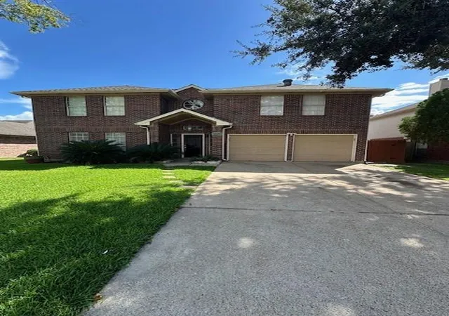 Photo 1 of Single family home for sale at 16715 Parliament Dr, Houston, TX 77083 | MLS# 70562708 | Listing updated on 2026-09-21