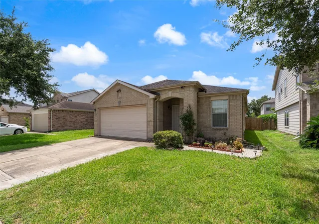 Photo 1 of Single family home for sale at 13123 Dawn Holw Ln, Houston, TX 77072 | MLS# 56478644 | Listing updated on 2026-07-01