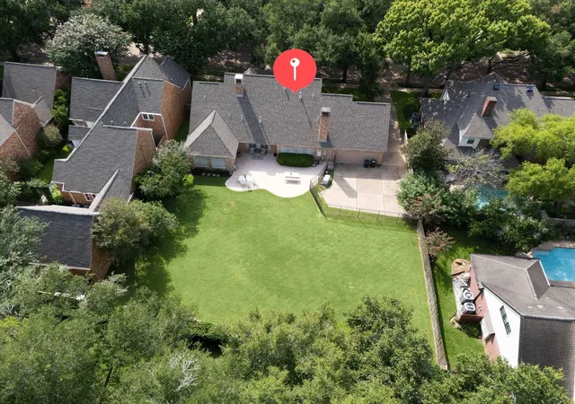 3rd image of 1419 Camelot Pl, Sugar Land, TX 77478 | MLS# 24717859