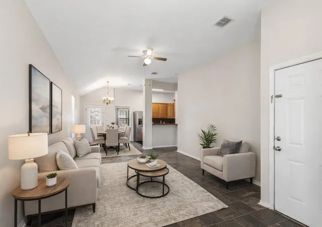 Photo 3 of Single family home for sale at 1002 Copperas Bnd, Caldwell, TX 77836 | MLS# 91584013 | Listing updated on 2026-04-06