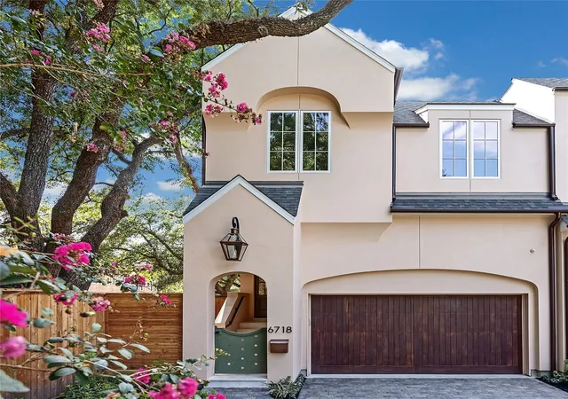 Photo 1 of Townhouse for sale at 6718 Belmont St, Houston, TX 77005 | MLS# 2570249 | Listing updated on 2026-09-13